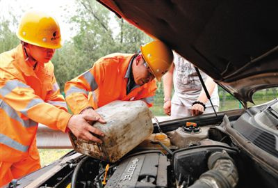 卧龙区剑阁道路救援